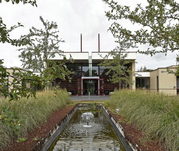 plaatje: Crematorium W�ldh�f krijgt eerste elektrische crematieoven in Friesland